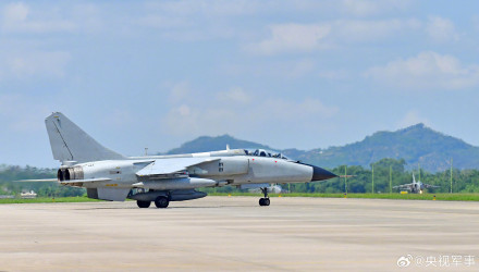 燃！空军航空兵训练高清壁纸