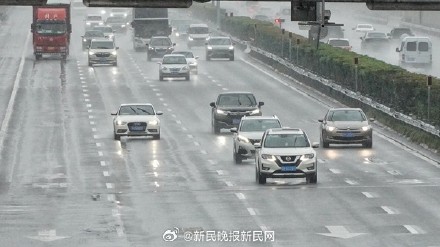 银发的哥来了：多地上调从业年限至65岁