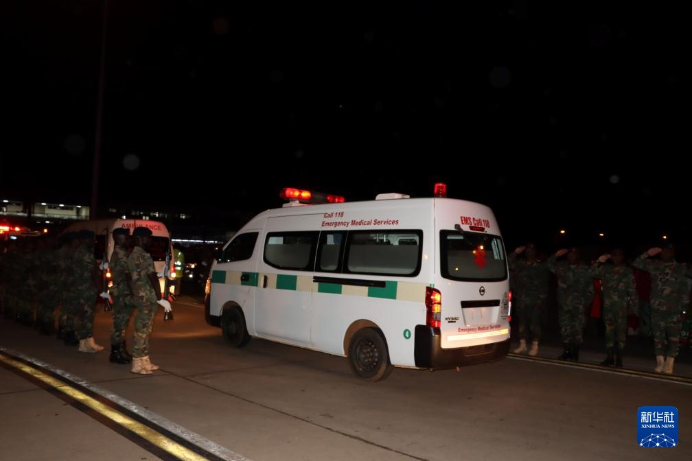 马拉维副总统遗体被运回首都利隆圭 马拉维副总统遗体被运回首都利隆圭