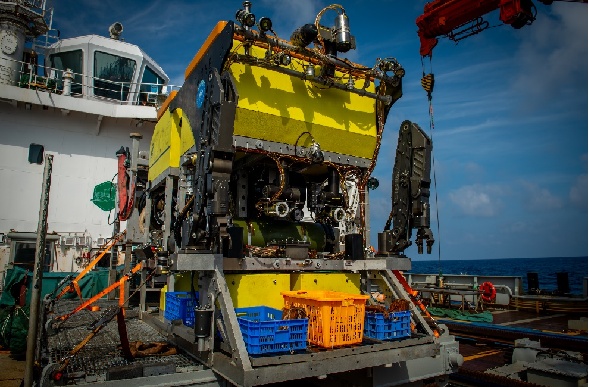 南海西北陆坡沉船遗址考古最新成果发布！已提取文物928件（套）