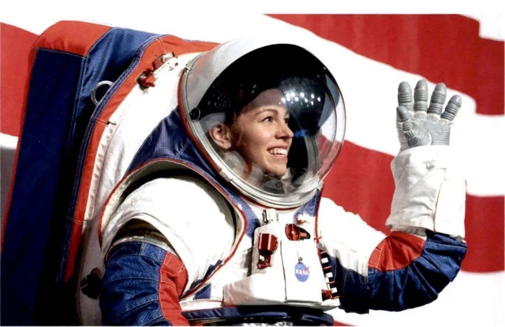 各国舱外航天服知多少,一探究竟 各国舱外航天服知多少,一探究竟