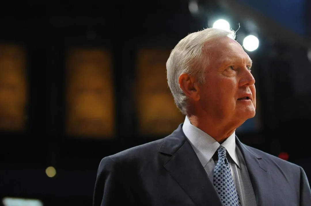 前湖人传奇球员,NBA logo原型杰里·韦斯特去世 前湖人传奇球员,NBA logo原型杰里·韦斯特去世