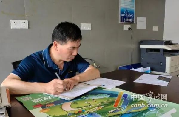 银发“的哥”来了！多地放宽从业年龄限制