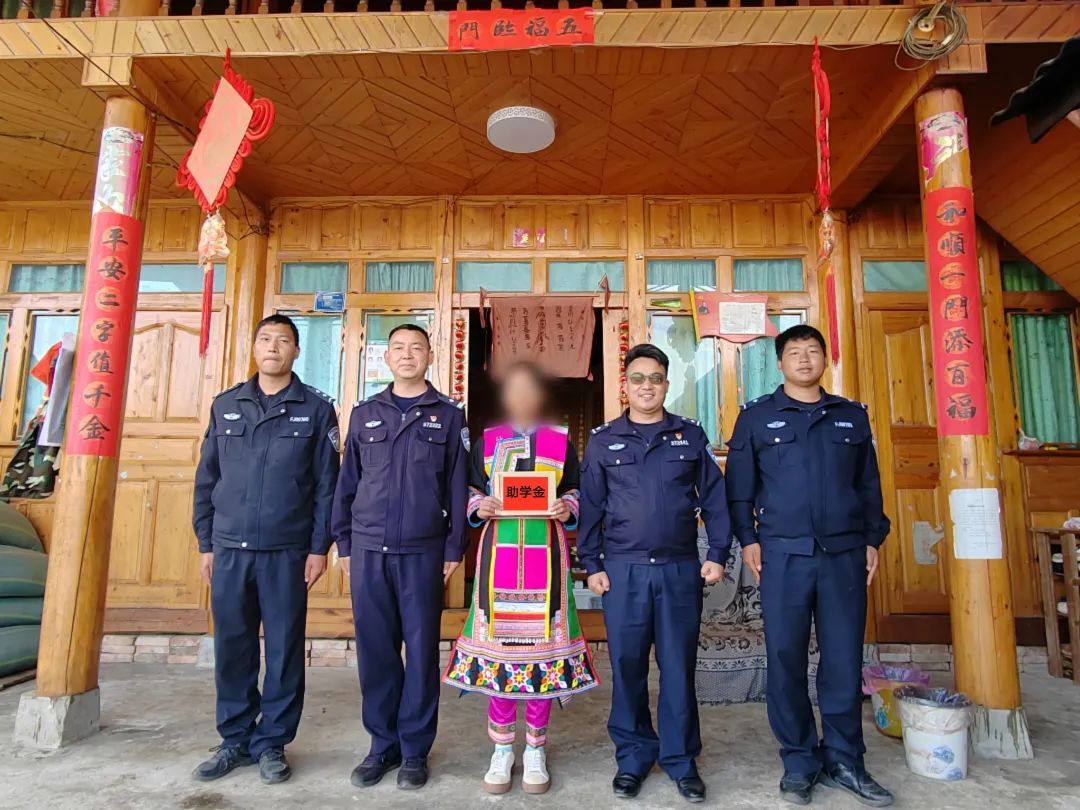 面临辍学→南开大学!云南边境女孩的论文致谢有点费眼泪 面临辍学→南开大学!云南边境女孩的论文致谢有点费眼泪