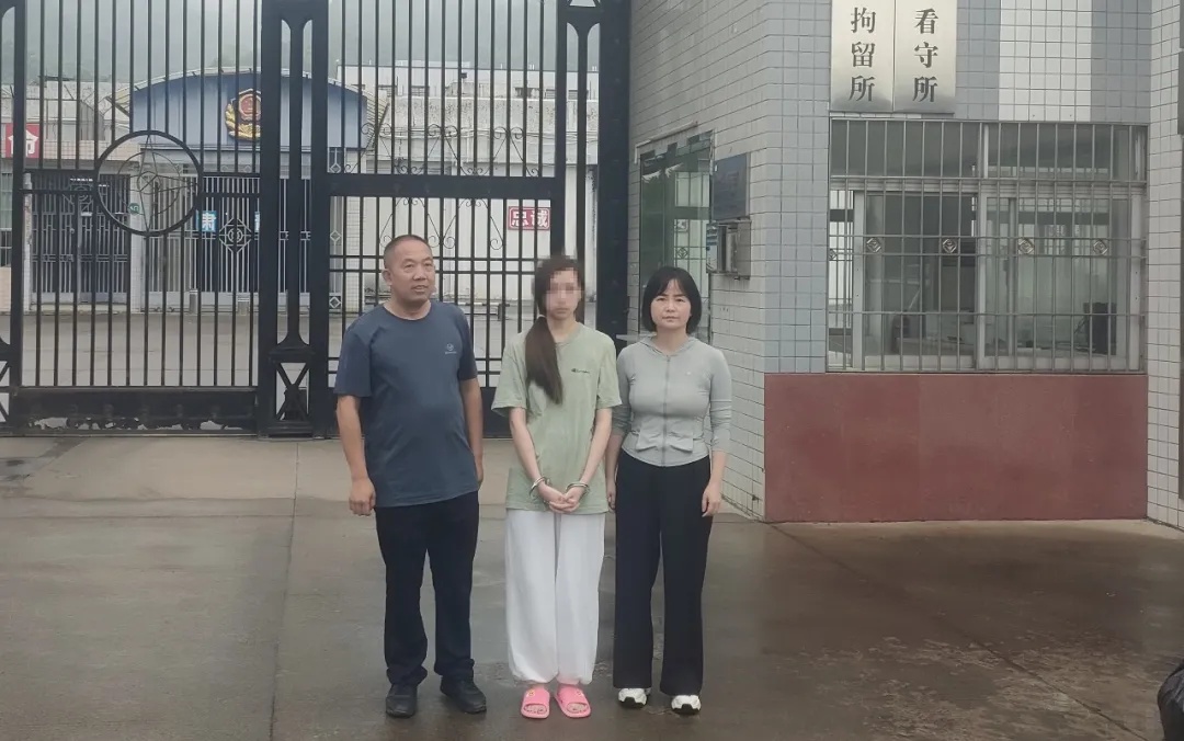 万山警方抓获一涉诈在逃人员 再为群众挽损5万元