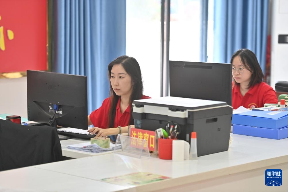 这五年,黄文秀的“接棒者”们续写青春之歌 这五年,黄文秀的“接棒者”们续写青春之歌