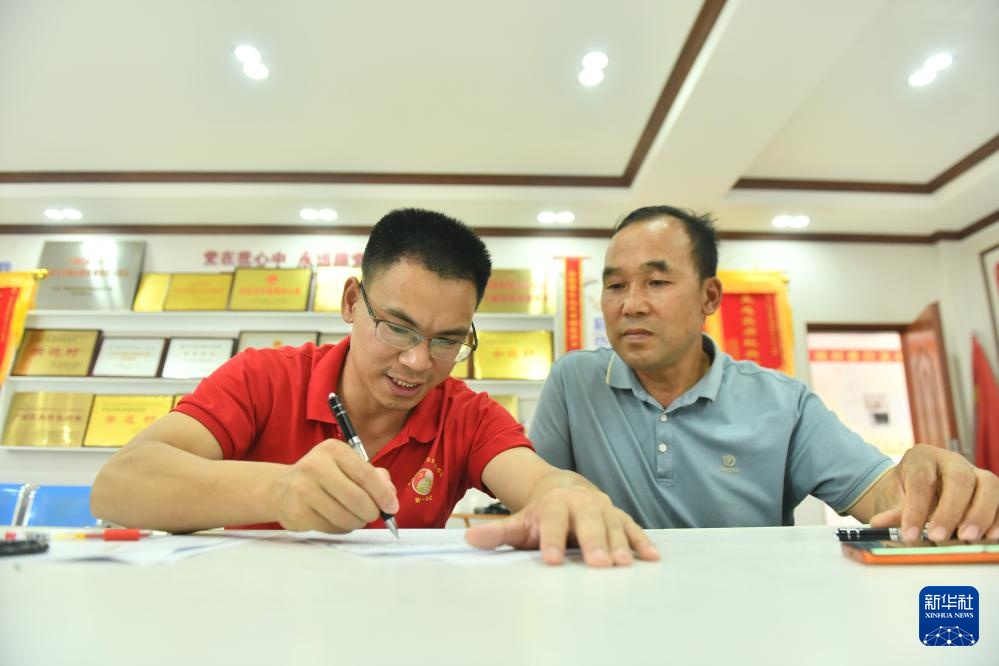 这五年,黄文秀的“接棒者”们续写青春之歌 这五年,黄文秀的“接棒者”们续写青春之歌