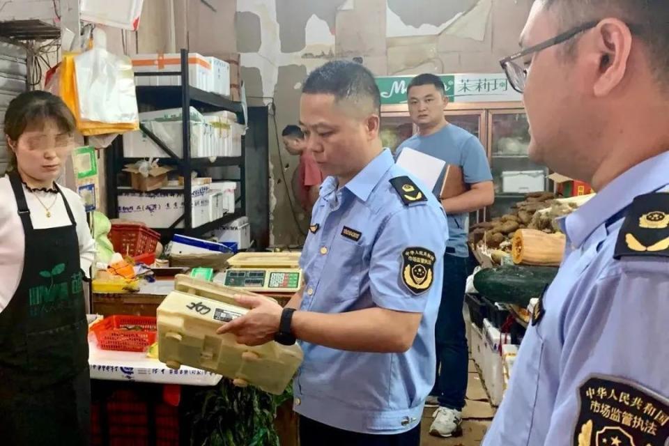 长沙四方坪夜市，复查！湖南各地市场监管部门持续打击“作弊秤”