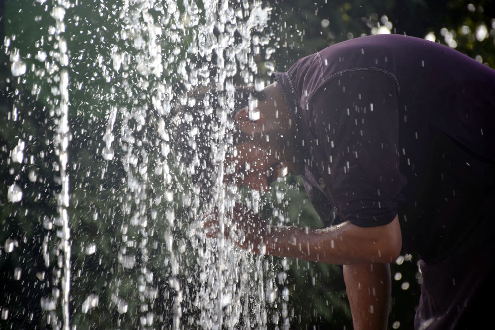 美国气象机构:今年5月为170多年来“最热5月” 美国气象机构:今年5月为170多年来“最热5月”