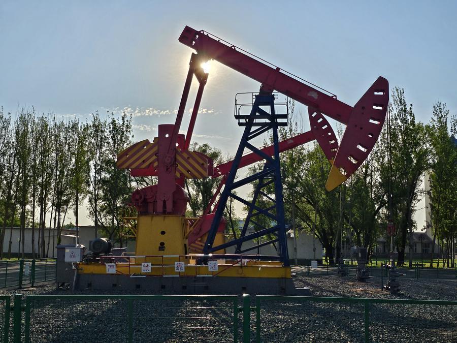 中国陆上最大油田加速“追风逐光”