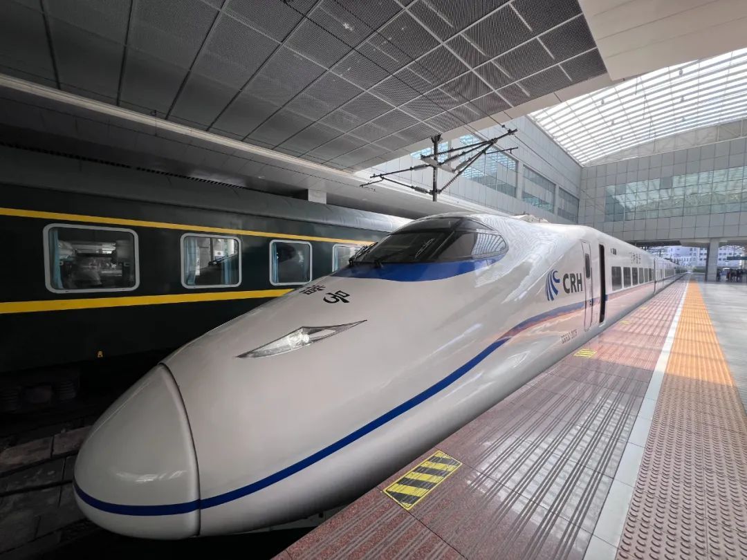 今日首发!长三角超级环线高铁列车来了 今日首发!长三角超级环线高铁列车来了