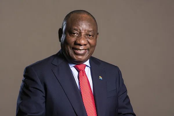 拉马福萨再次当选南非总统