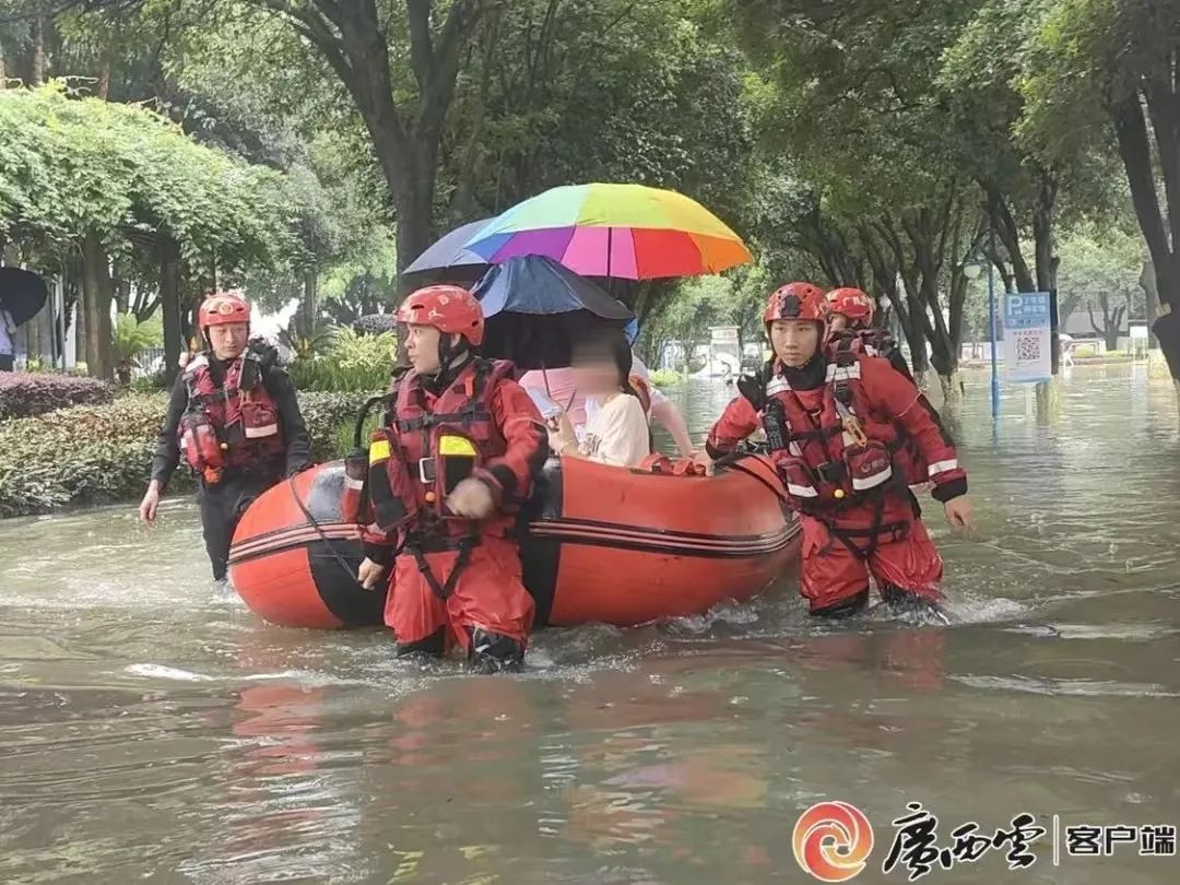 多地发布暴雨预警！桂江出现1号洪水 16号前广西持续降雨
