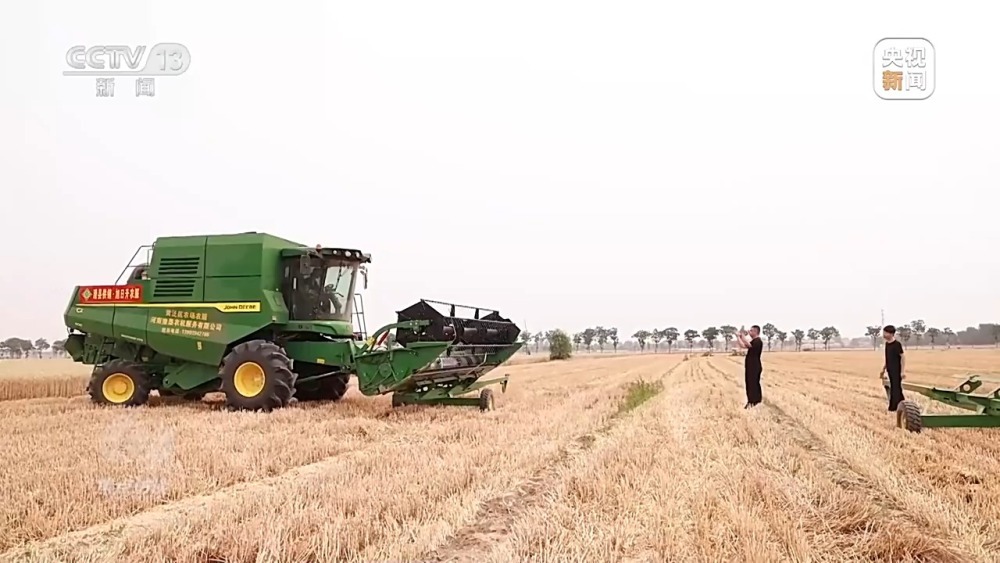麦收效率大幅提升！来看这些“新麦客”→