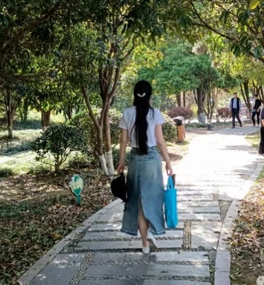 蓄发4年！镇江一女子只为做这件事......