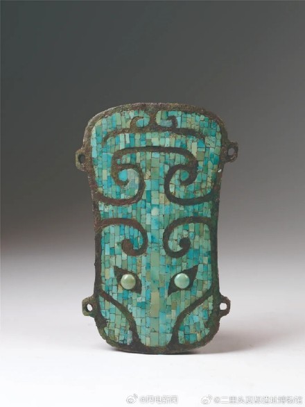 绿松石兽面纹铜牌饰