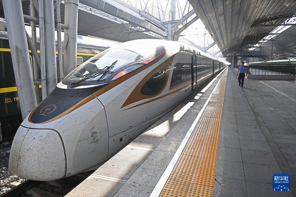 北京站开行京沪高铁列车