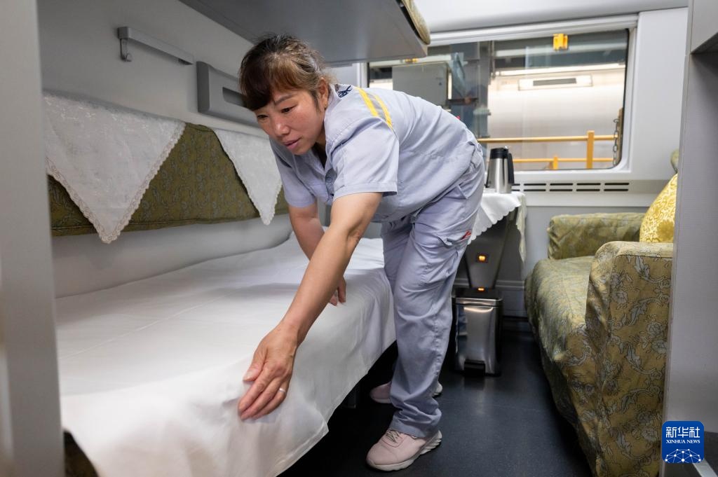 上海：沪港高铁动卧列车准备就绪