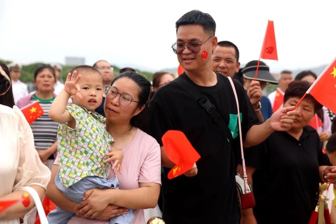 淄博舰今日启航!参加汤加海军成立50周年庆祝活动 淄博舰今日启航!参加汤加海军成立50周年庆祝活动