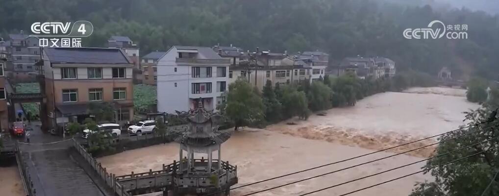 南方多地强降水持续 各部门闻“汛”而动保障民众生产生活
