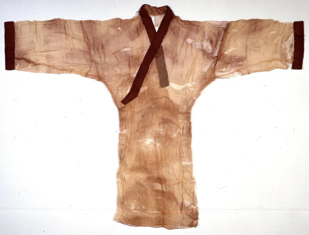仅重48克！湖南博物院收藏的这件国宝级文物真品，首次展出