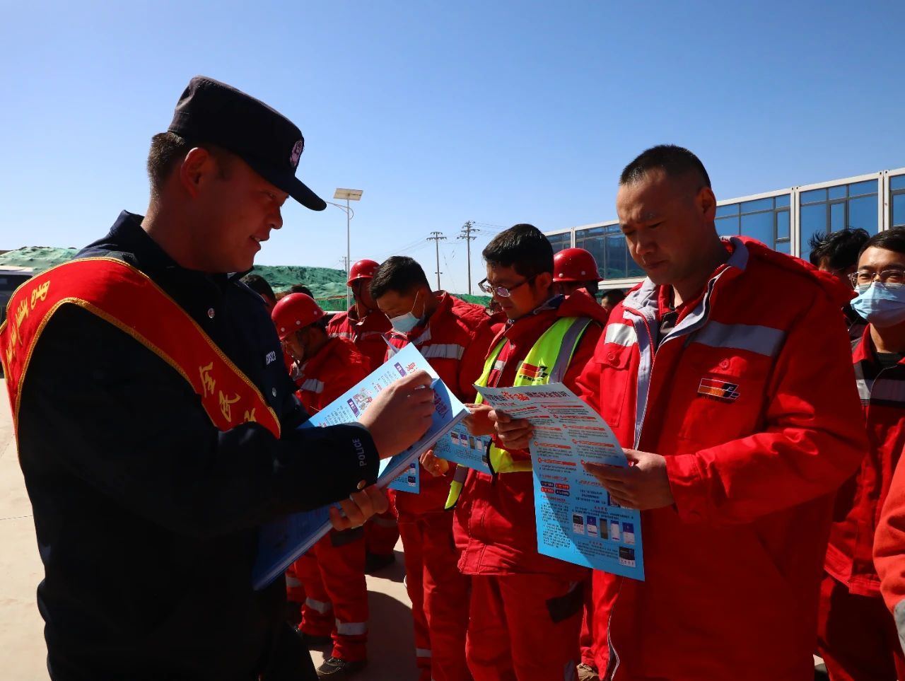 破解“平安密码”！4名民警辅警守护3.6万名务工群众的平安