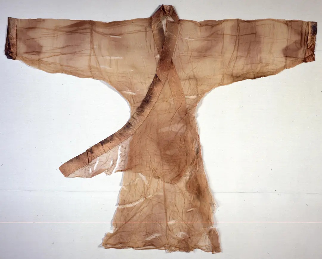 仅重48克！湖南博物院收藏的这件国宝级文物真品，首次展出