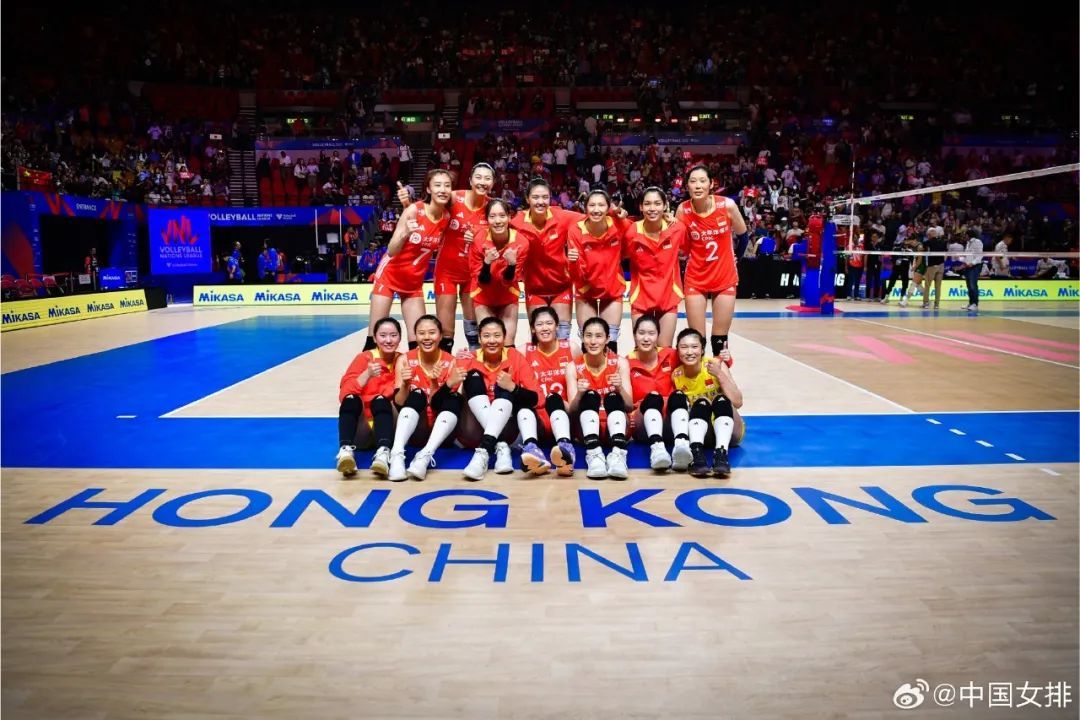 红馆沸腾！中国女排大逆转收获三连胜