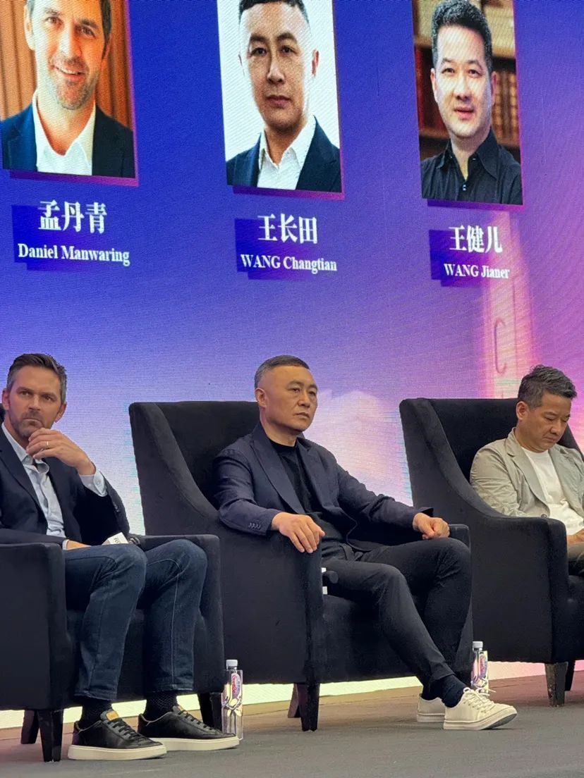 张艺谋执导电影版《三体》!网友脑洞已经合不上了 张艺谋执导电影版《三体》!网友脑洞已经合不上了