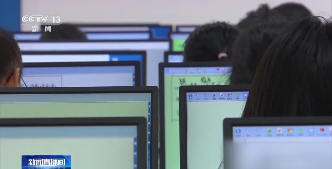 探访高考评卷现场：分数是这样产生的！