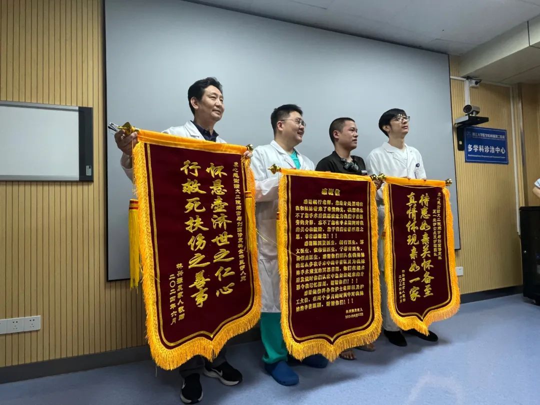 很多人记挂！今天，她出院了