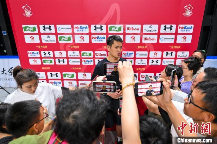 中国三人篮球男女队备战奥运 张宁：学会摆脱依赖