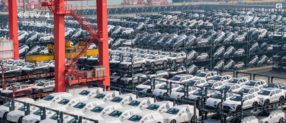 2.4亿辆、1010万辆，优势明显！中国电动汽车在海外“供销两旺”蓬勃发展
