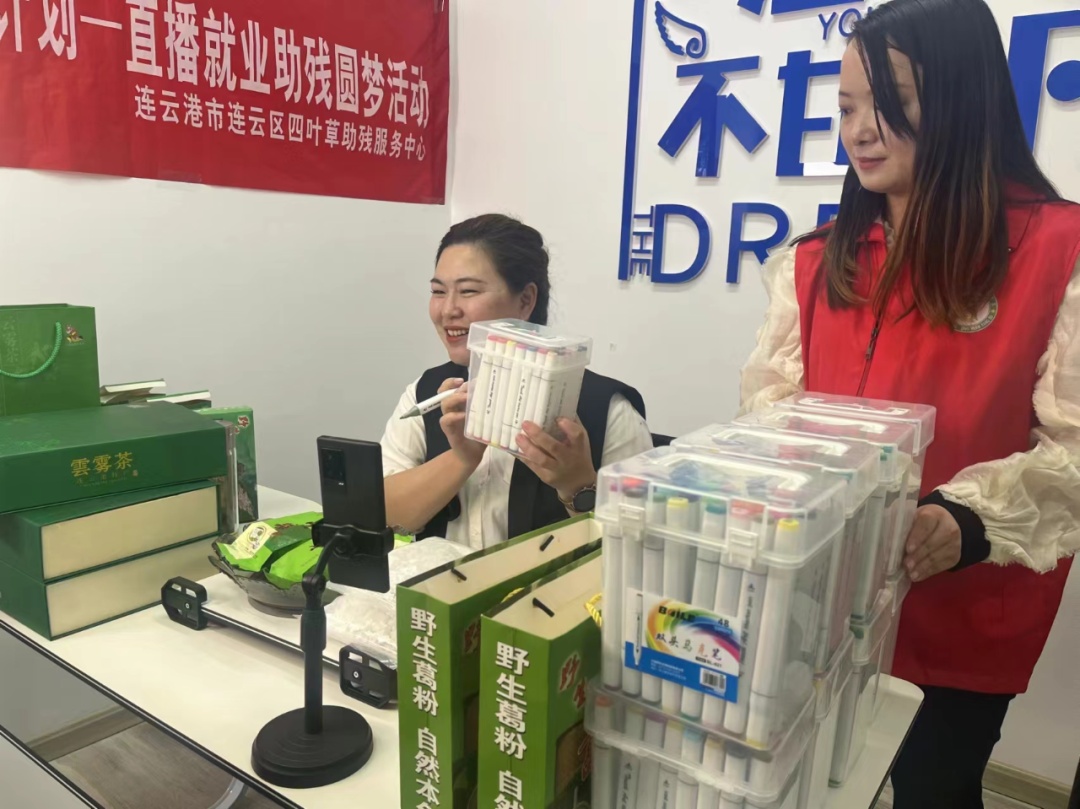 这群40岁的退役冠军们,组团用直播重启人生 这群40岁的退役冠军们,组团用直播重启人生