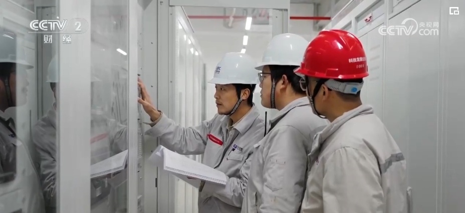 “稳产稳供+余缺互济+需求侧管理” 全力保障迎峰度夏电力供应 “稳产稳供+余缺互济+需求侧管理” 全力保障迎峰度夏电力供应