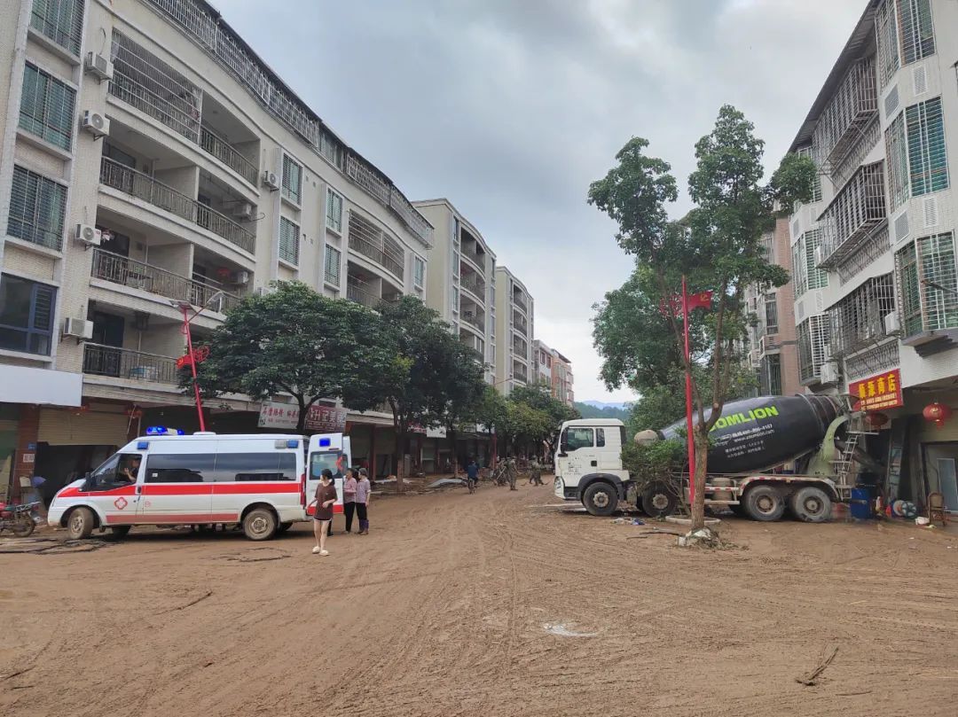 现场直击！梅州梅县松源有序开展防汛救灾和灾后恢复工作