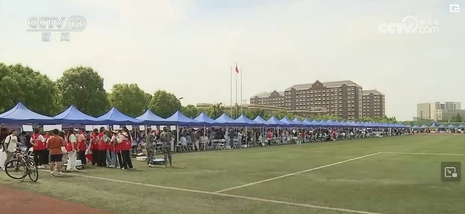 “内部数据”“专家团队”?考生切勿盲目轻信“冷热专业”论调 “内部数据”“专家团队”?考生切勿盲目轻信“冷热专业”论调