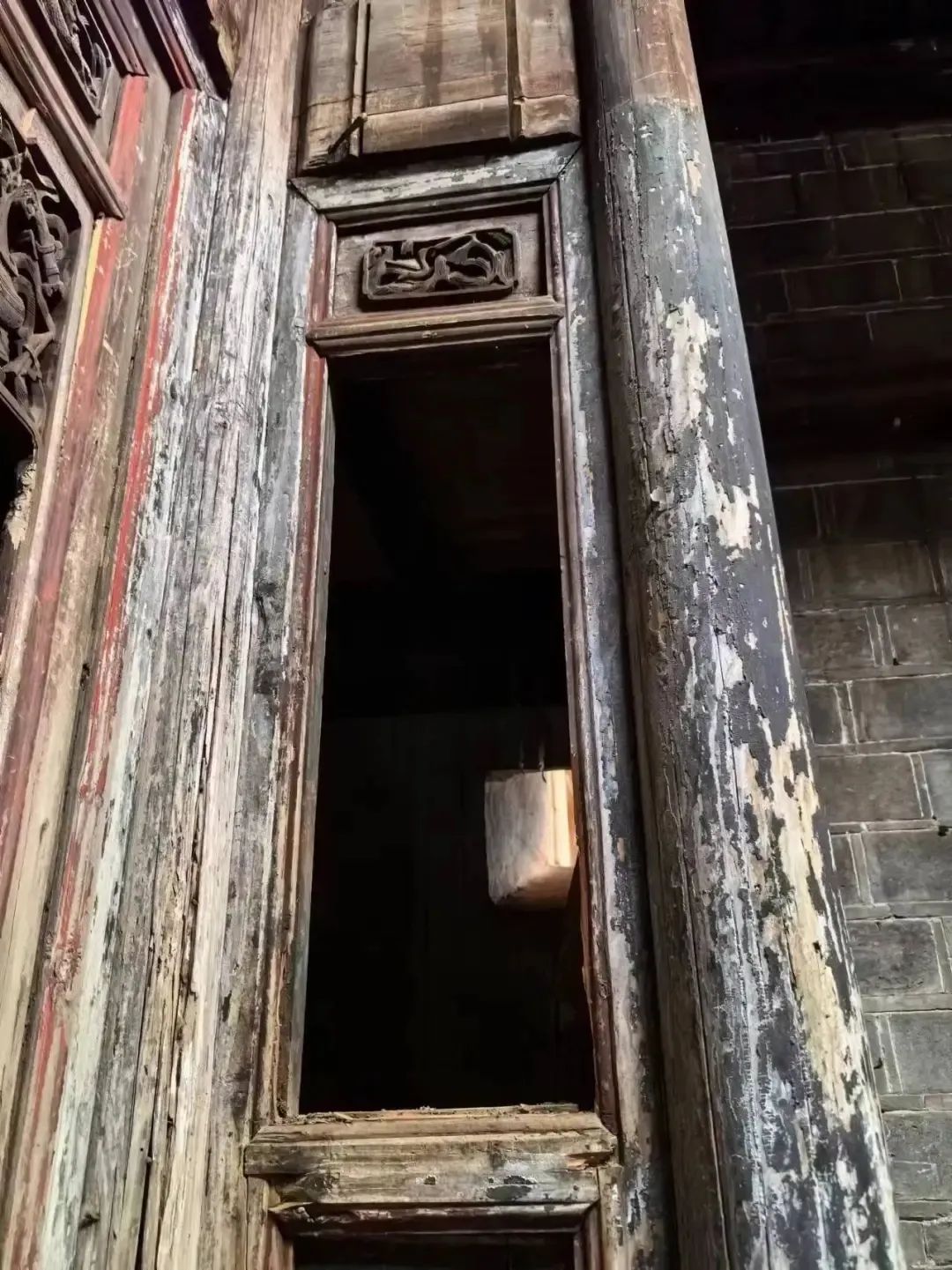 盗窃古宅雕花木窗？检察机关提起刑事附带民事公益诉讼