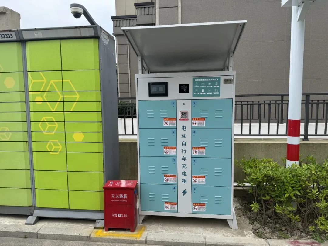 不上楼不拉线,电动自行车怎样充上安全电?上海各区开始认真整活 不上楼不拉线,电动自行车怎样充上安全电?上海各区开始认真整活