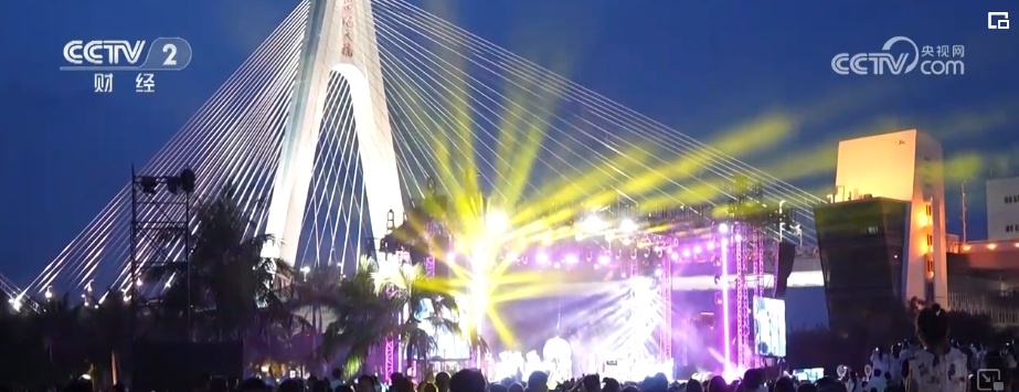 夜购、夜食、夜游激活“夜经济” 点燃夏日消费市场新活力 夜购、夜食、夜游激活“夜经济” 点燃夏日消费市场新活力