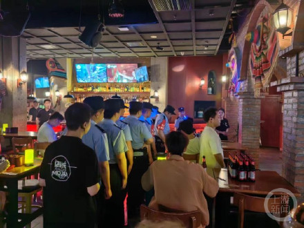 3天破获10起非法赌球案 重庆警方提醒球迷要“理性” 3天破获10起非法赌球案 重庆警方提醒球迷要“理性”