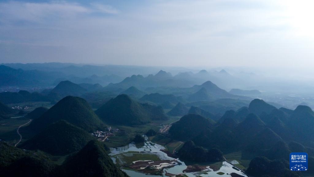 美丽中国丨云南普者黑：喀斯特风光引游人