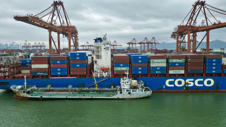 国内最大单船用生物燃料油成功加注 国内最大单船用生物燃料油成功加注