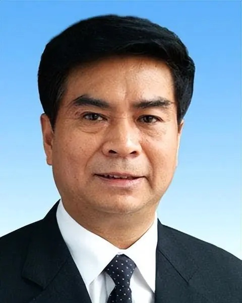 退休多年后，副部级官员洪礼和被查！