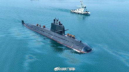 人民海军潜艇部队70周年生日快乐