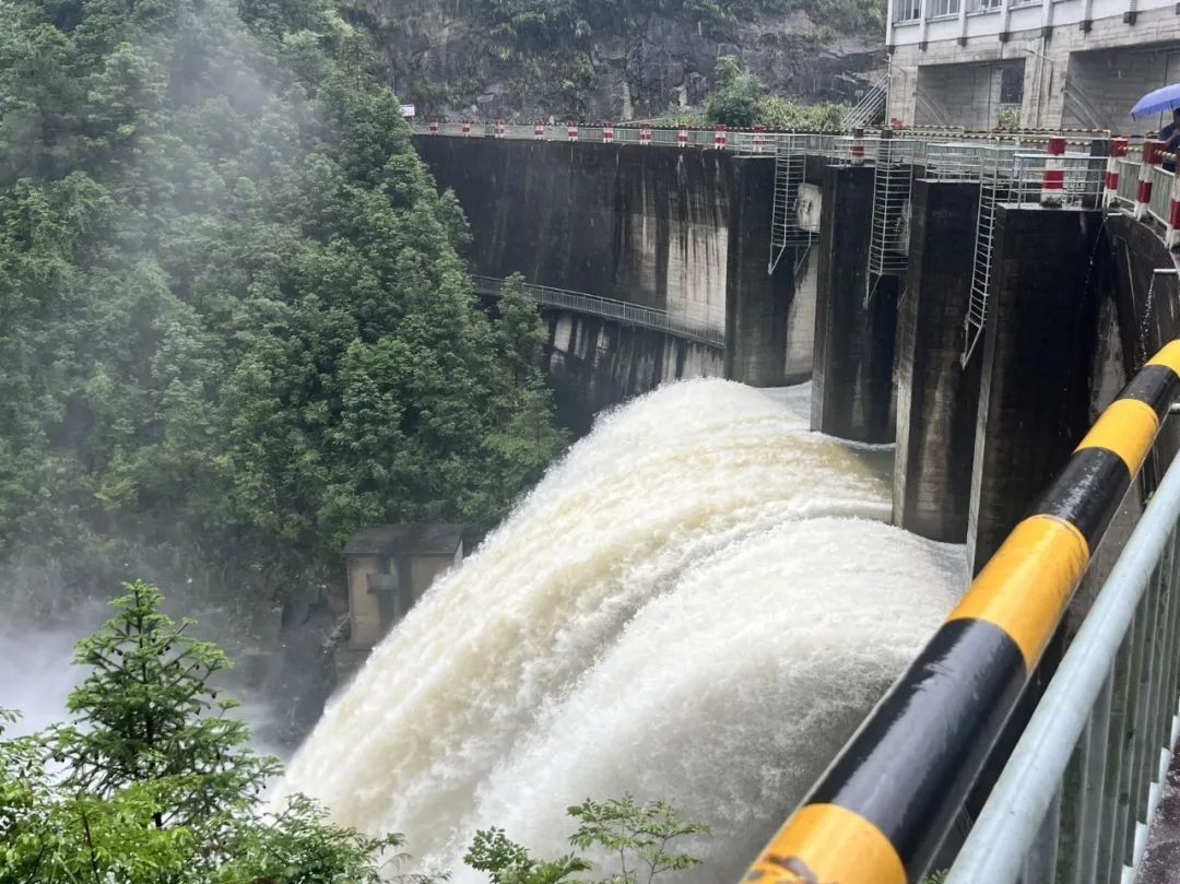预警集体升级!浙江多个水库开闸泄洪,部分景区关闭 预警集体升级!浙江多个水库开闸泄洪,部分景区关闭