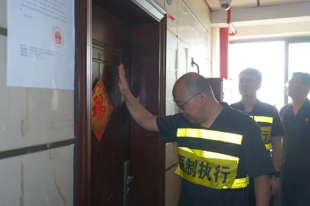 事发厦门!一日籍女子威胁法院要跳楼,结果…… 事发厦门!一日籍女子威胁法院要跳楼,结果……