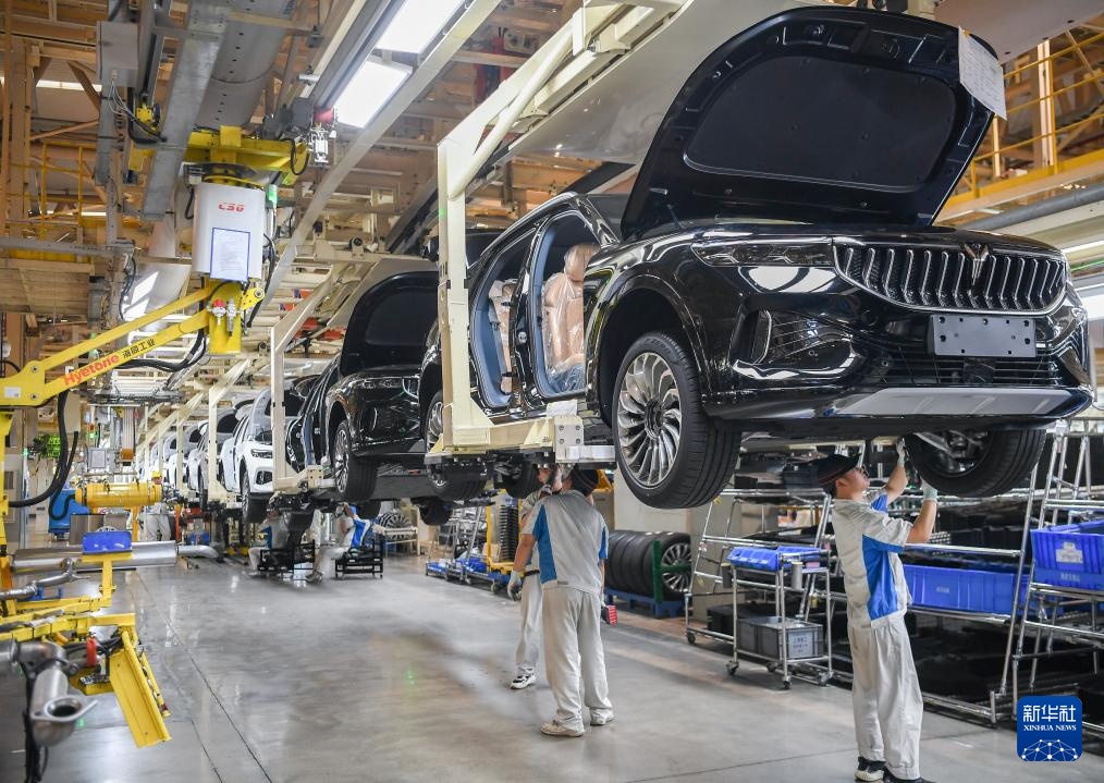 探访中部地区新能源汽车生产线