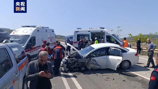 土耳其4天内发生3000多起交通事故