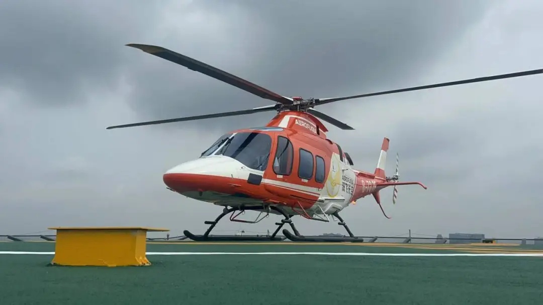 打“飞的”出行要来了！成都城市低空载人出行验证飞行开启